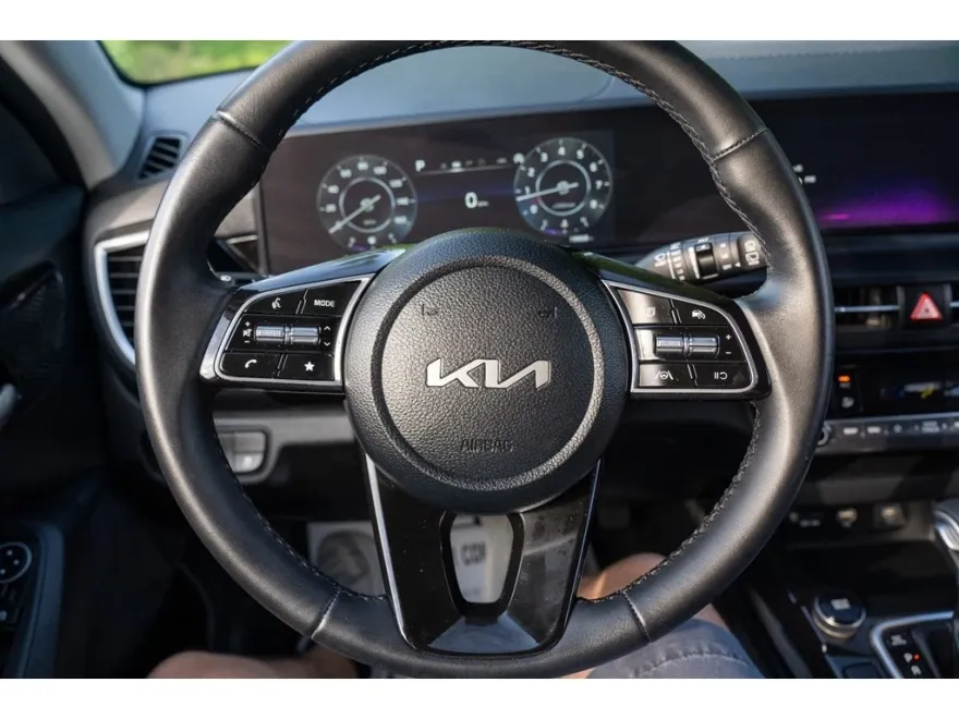 2024 Kia Seltos S photo 26