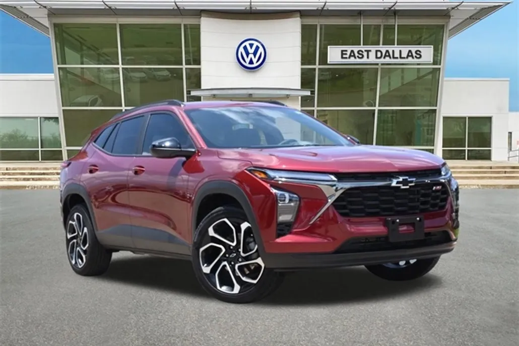 2025 Chevrolet Trax photo 1