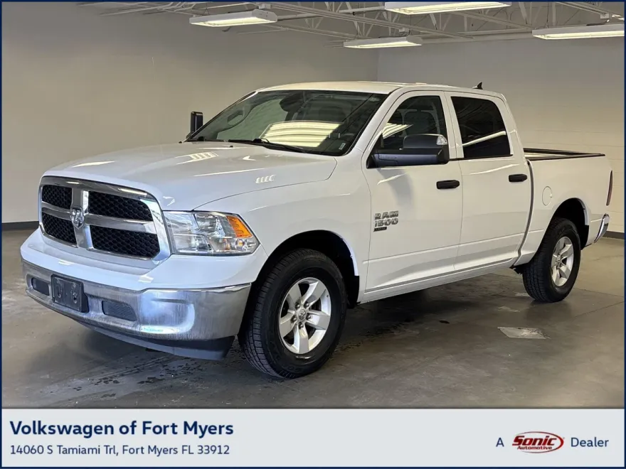2023 Ram 1500 Classic SLT photo 1