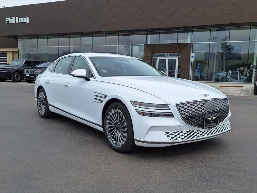2023 Genesis Electrified G80 photo 1