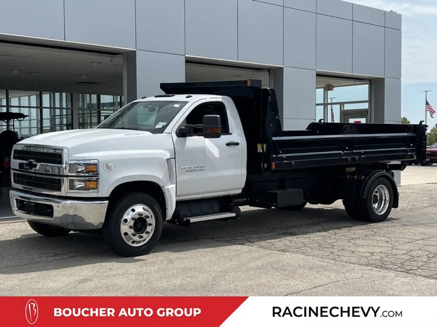 2024 Chevrolet Silverado 6500HD Work Truck photo 1