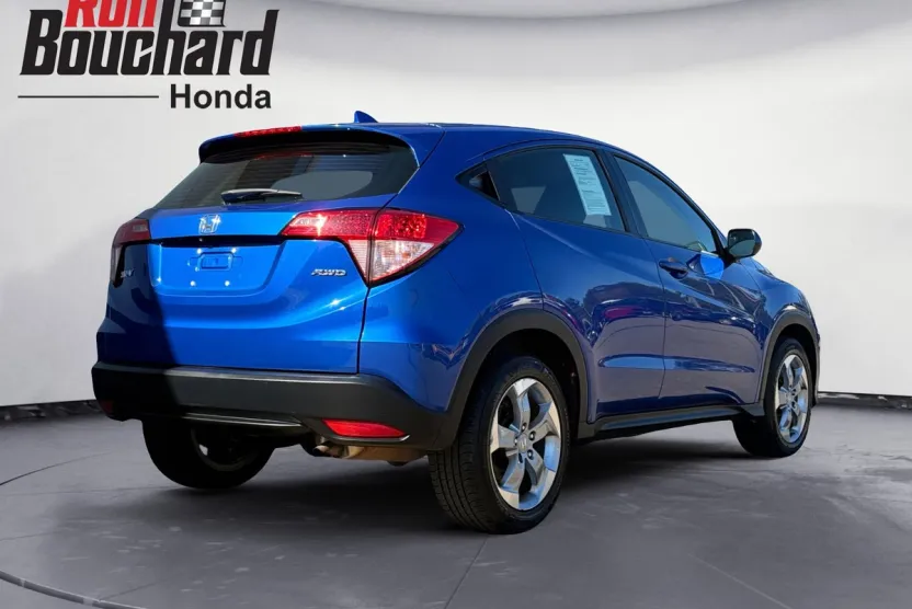 2018 Honda HR-V LX photo 1