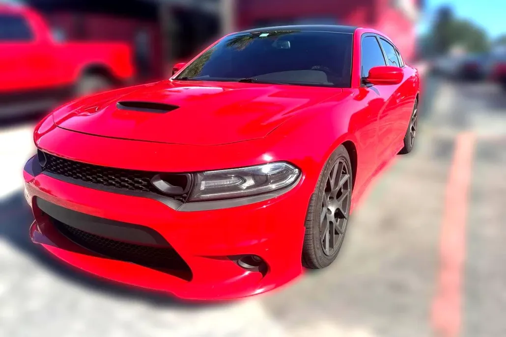 2017 Dodge Charger R/T photo 1