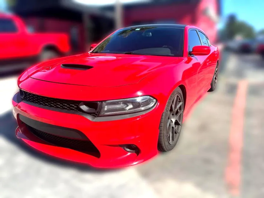 2017 Dodge Charger R/T photo 1