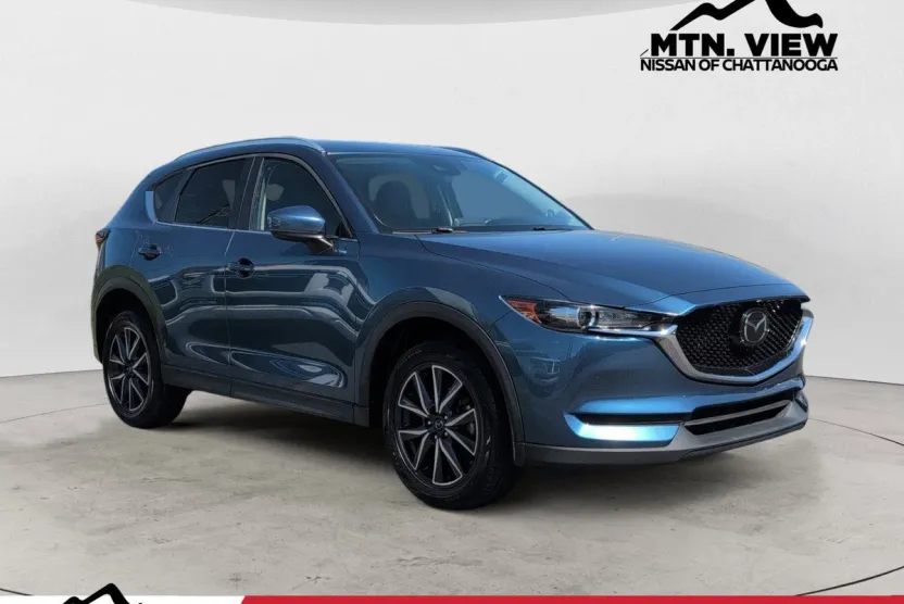 2018 Mazda CX-5 Touring photo 1