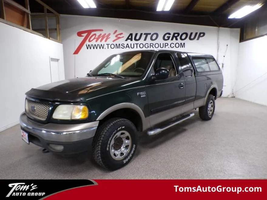 2002 Ford F-150 Lariat photo 1