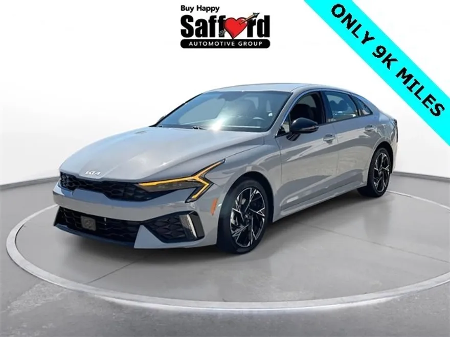 2025 Kia K5 GT-Line photo 1