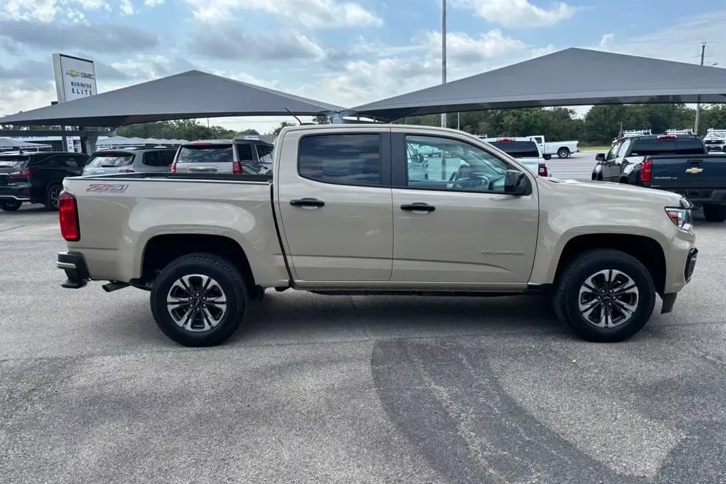 2022 Chevrolet Colorado Z71 photo 1