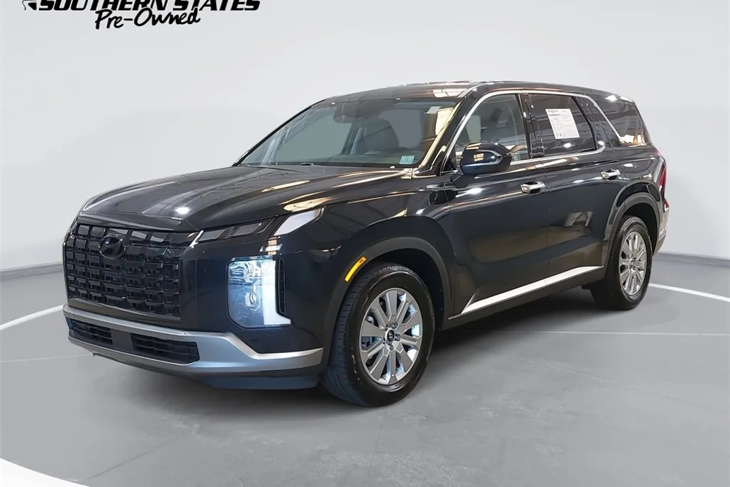2025 Hyundai Palisade SE photo 1