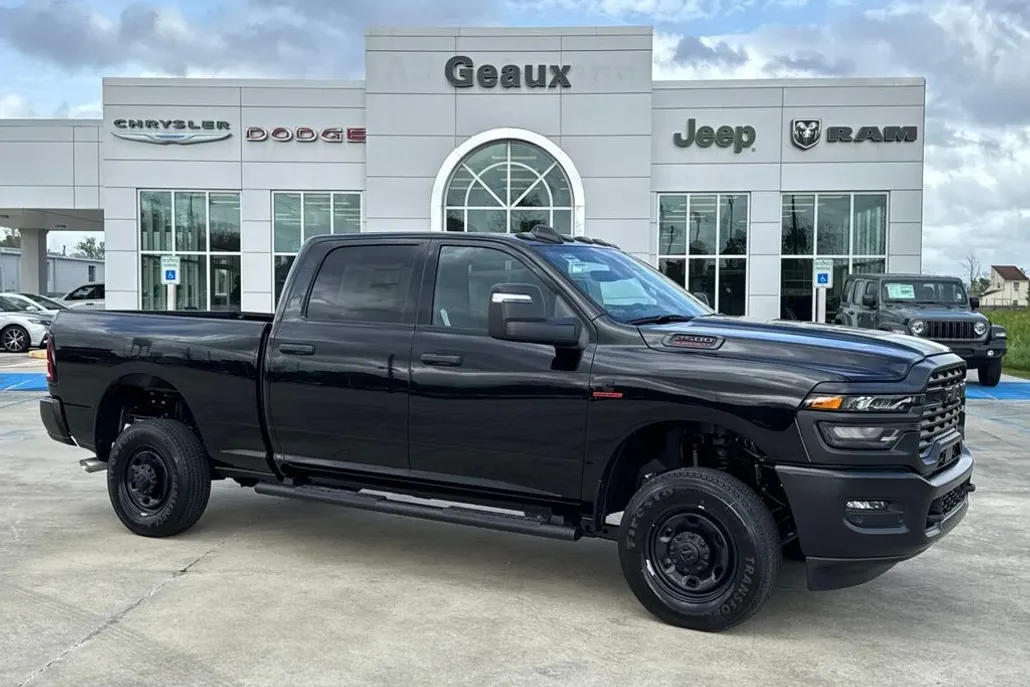 2025 Ram 2500 Tradesman photo 1