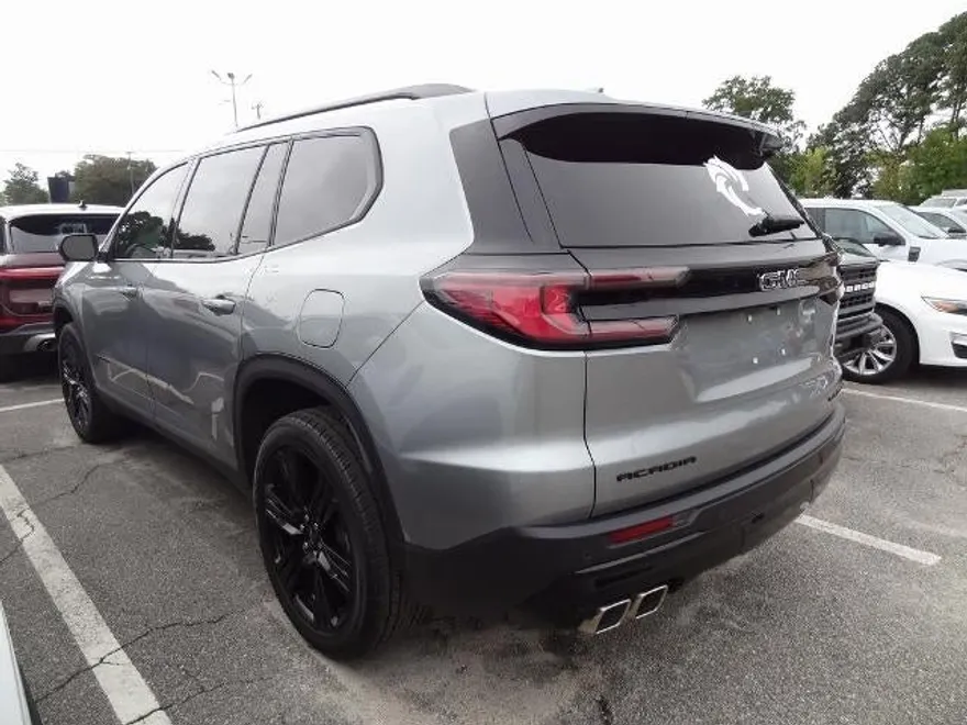 2025 Gmc Acadia Elevation photo 1