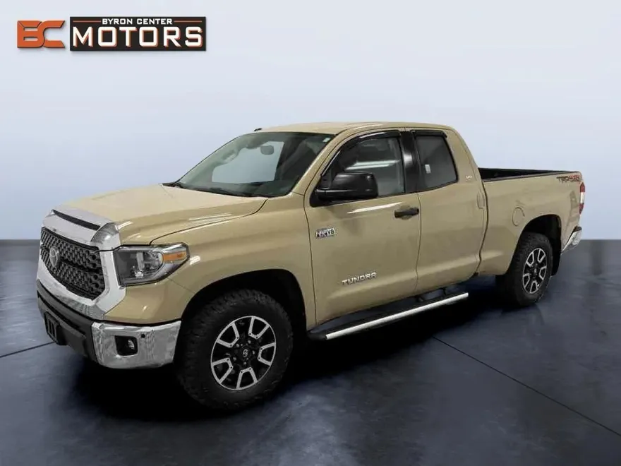 2018 Toyota Tundra SR5 TRD photo 1