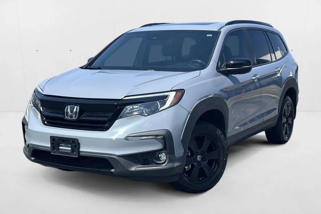 2022 Honda Pilot TrailSport photo 1