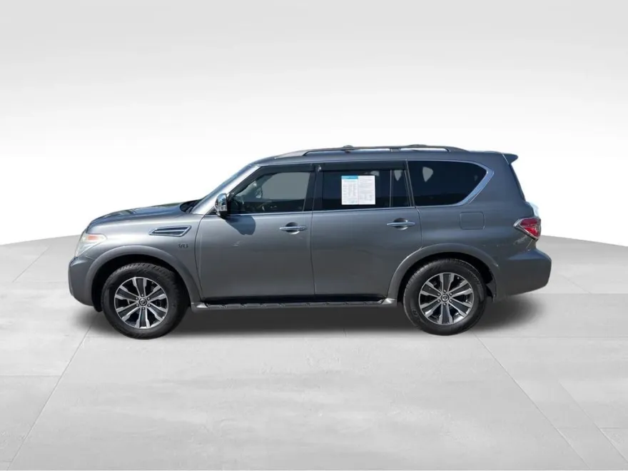 2017 Nissan Armada SL photo 1