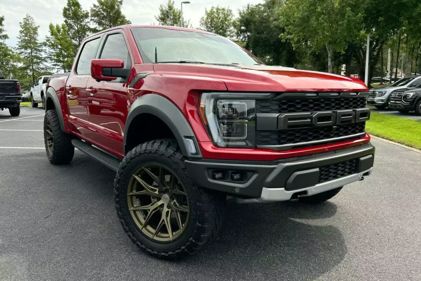 2023 Ford F-150 Raptor photo 1