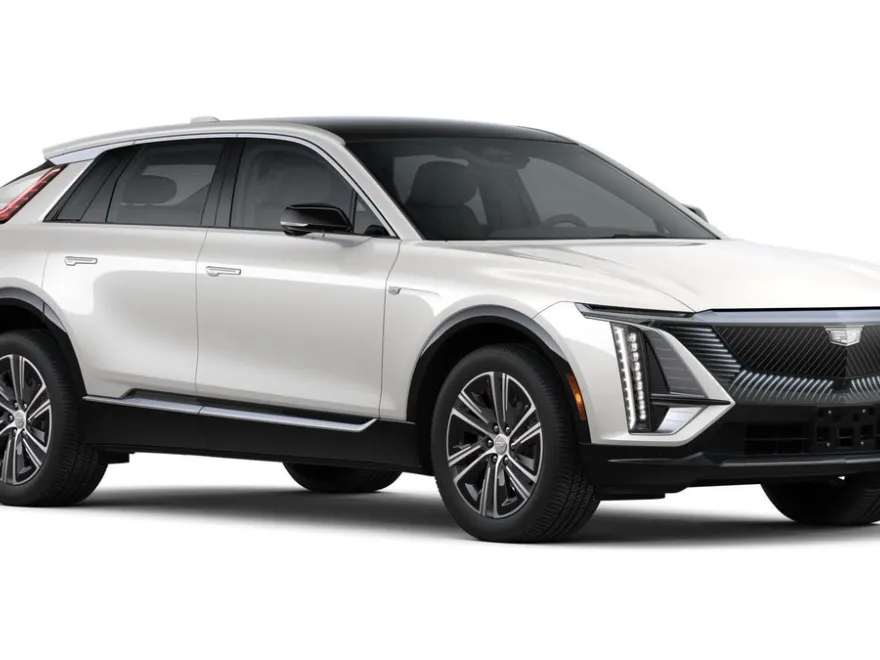 2025 Cadillac Lyriq Luxury photo 6