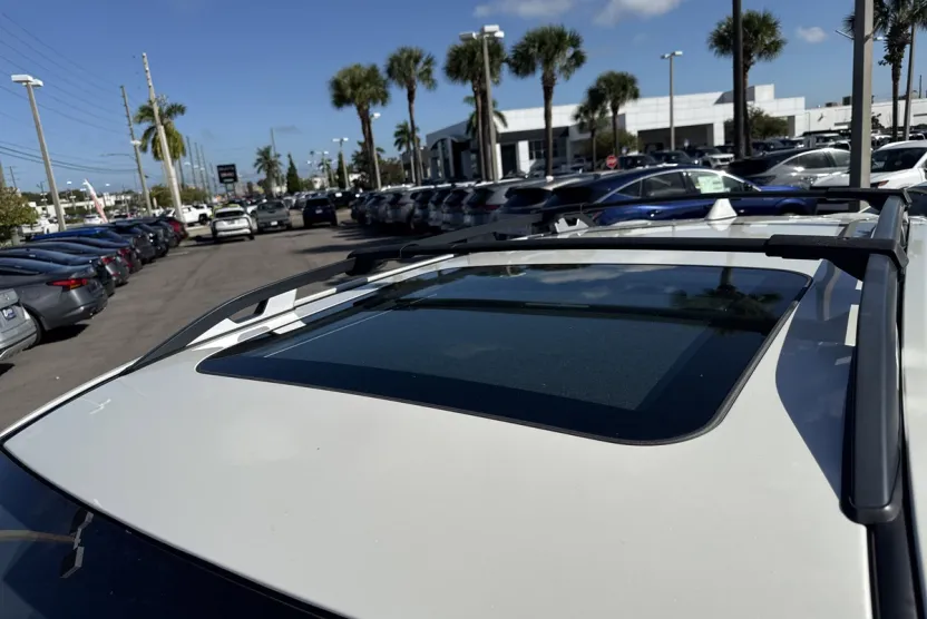 2021 Subaru Forester Touring photo 1