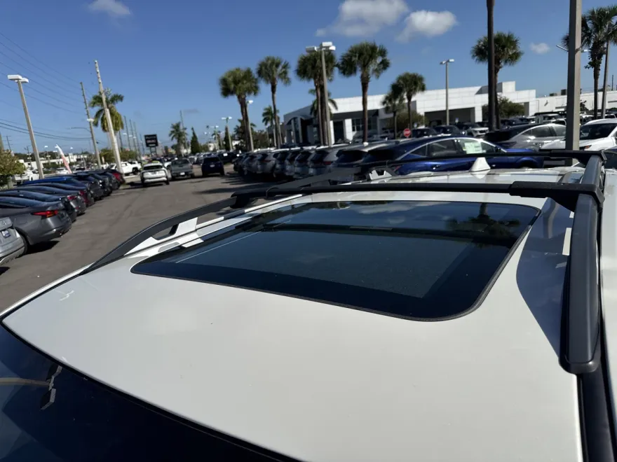 2021 Subaru Forester Touring photo 1