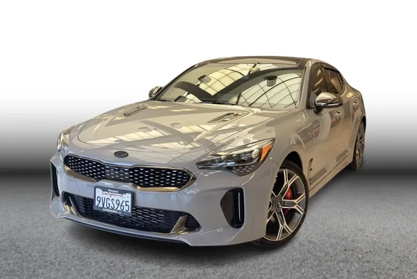2021 Kia Stinger GT1 photo 1