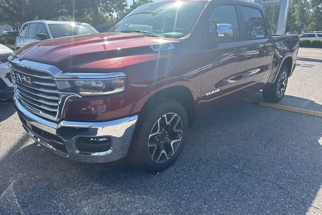 2025 Ram 1500 Laramie photo 1