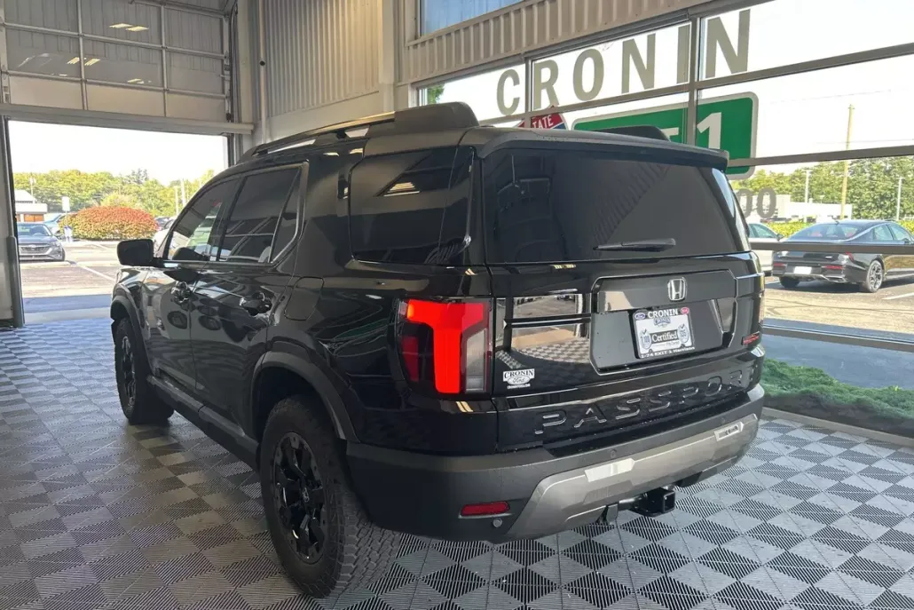 2026 Honda Passport TrailSport Elite photo 1