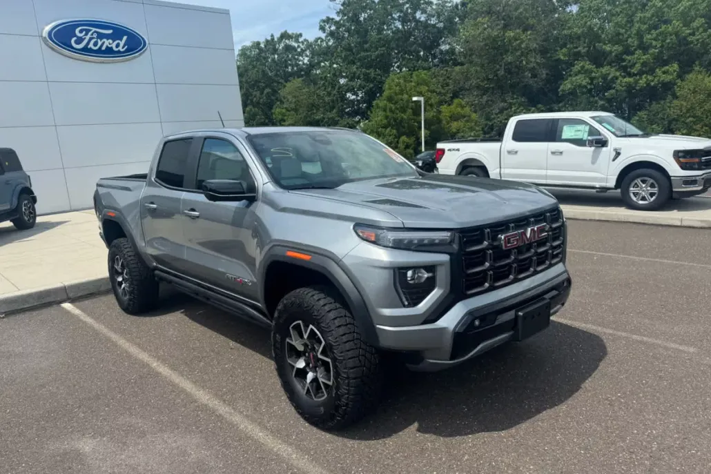2023 Gmc Canyon AT4X photo 1