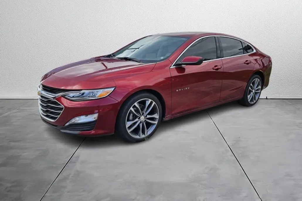 2023 Chevrolet Malibu 2LT photo 1