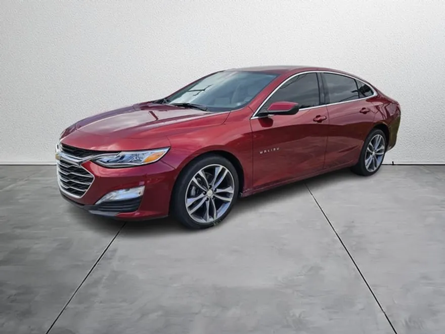2023 Chevrolet Malibu 2LT photo 1