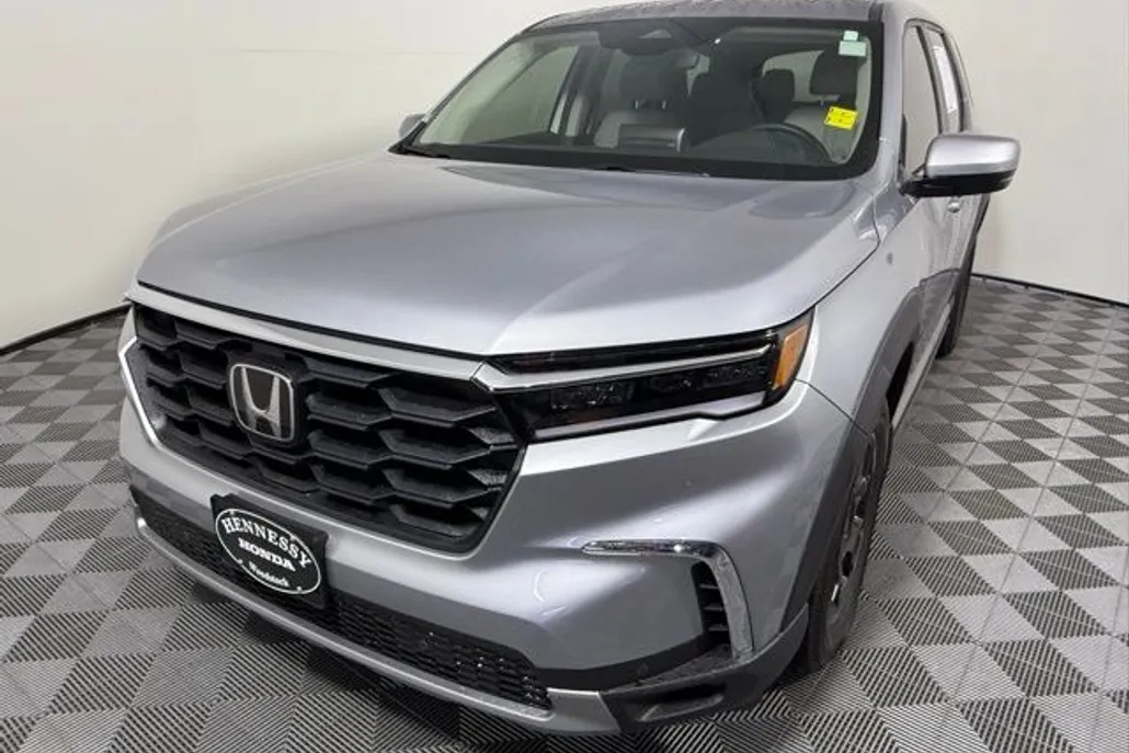 2025 Honda Pilot EX-L photo 1