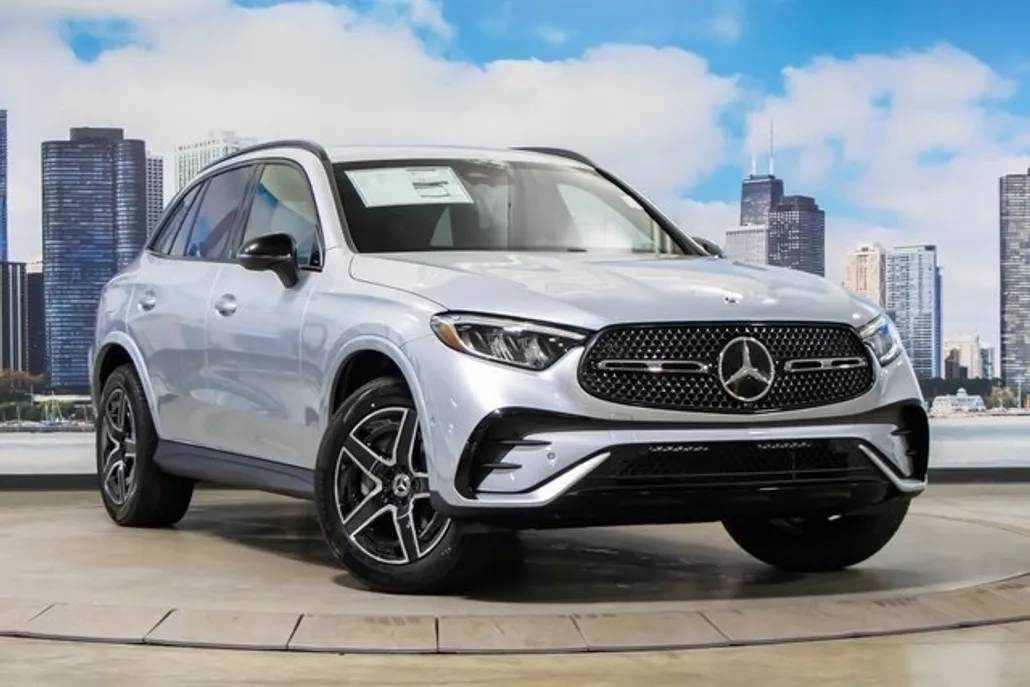 2025 Mercedes Benz GLC 300 4MATIC photo 1