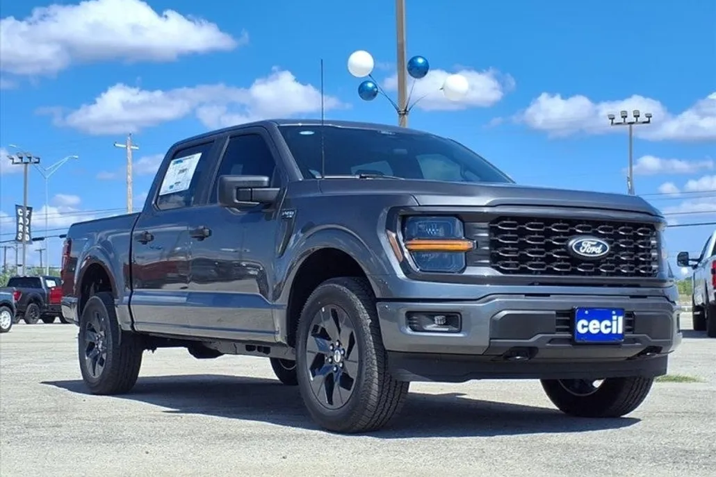 2025 Ford F-150 STX photo 1