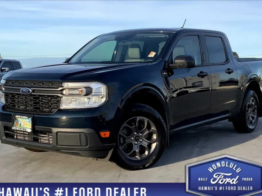 2022 Ford Maverick XLT photo 1