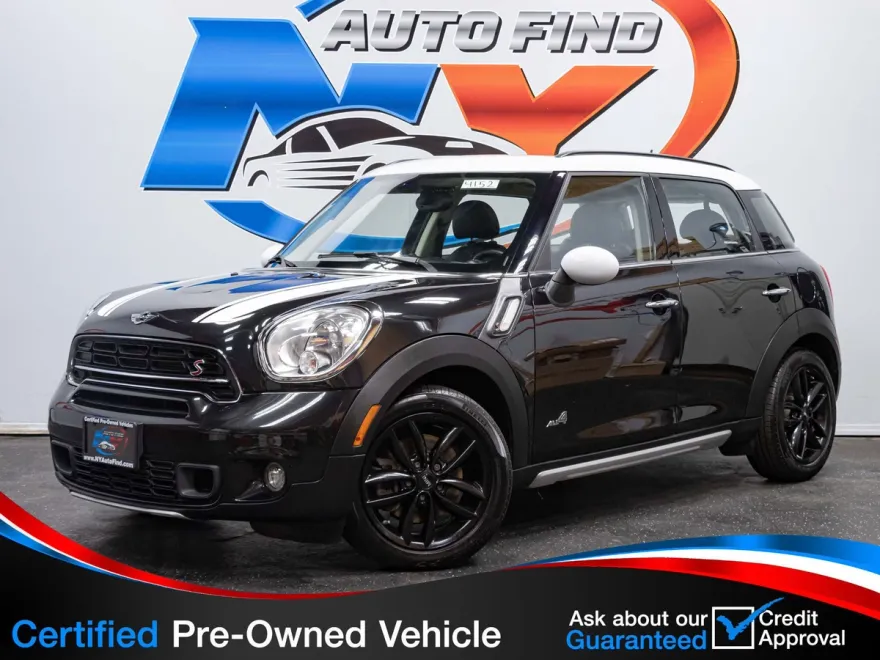 2016 Mini Cooper S ALL4 photo 1