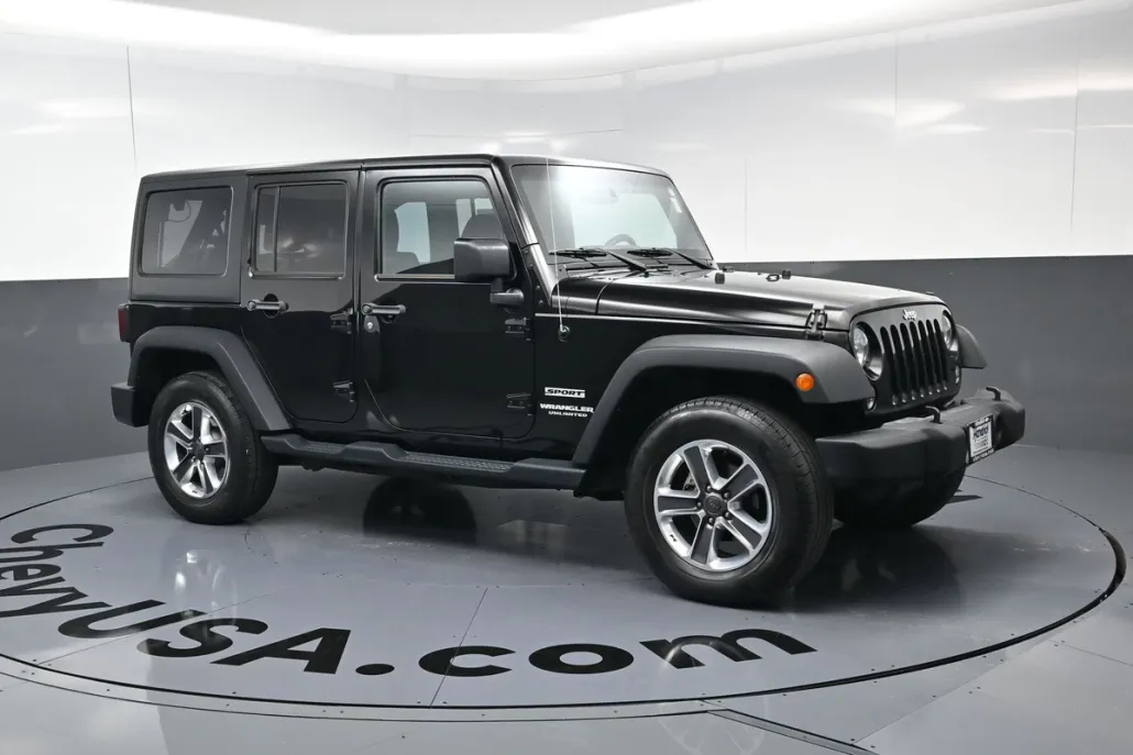 2016 Jeep Wrangler Unlimited Sport photo 1