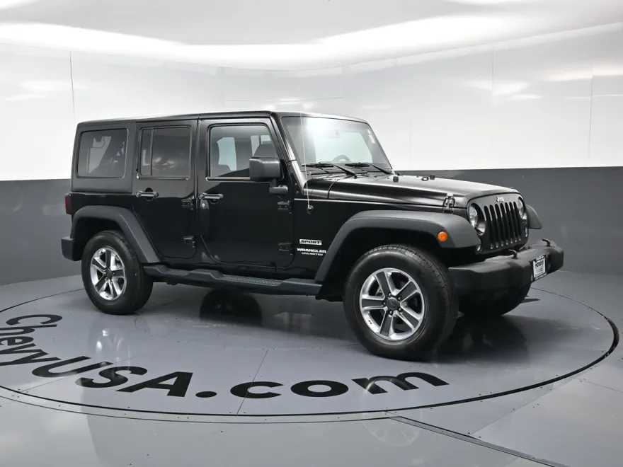 2016 Jeep Wrangler Unlimited Sport photo 1