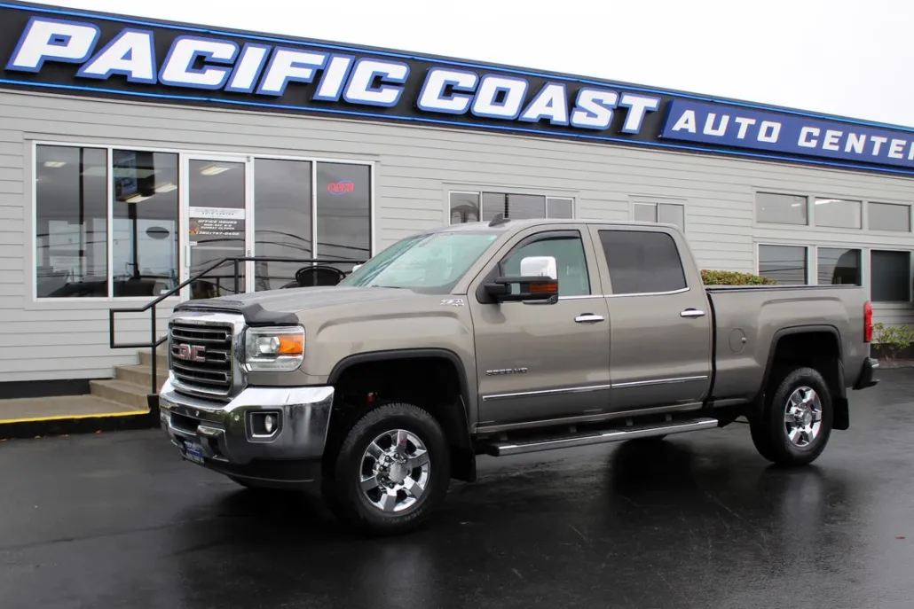 2017 Gmc Sierra SLT photo 1