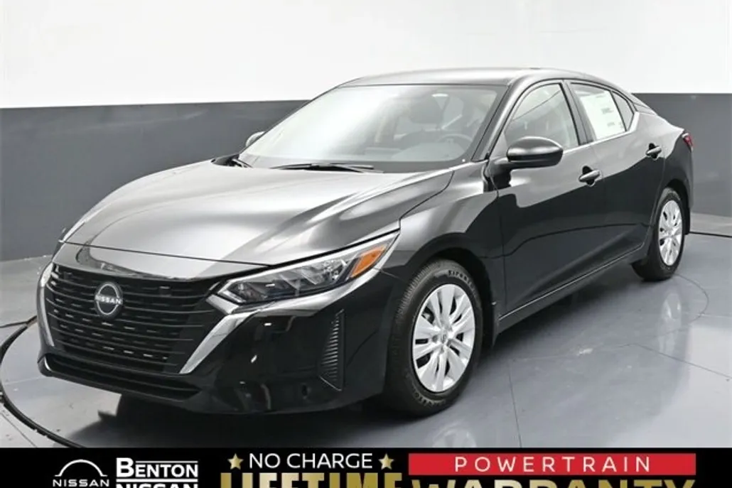 2025 Nissan Sentra S photo 1