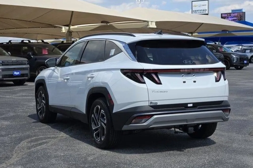 2025 Hyundai Tucson Limited photo 1