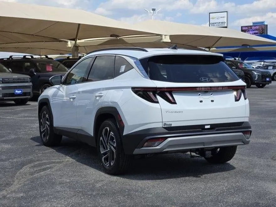 2025 Hyundai Tucson Limited photo 1