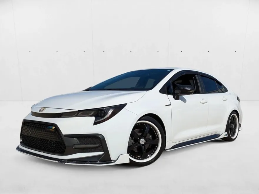 2021 Toyota Corolla SE photo 1