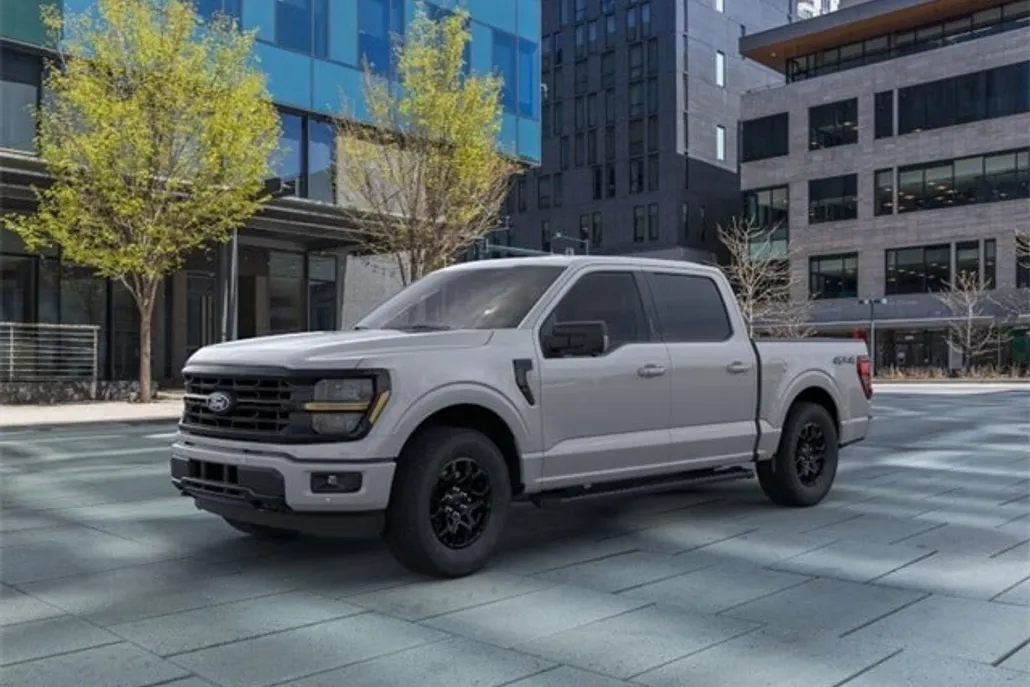 2024 Ford F-150 XLT photo 1