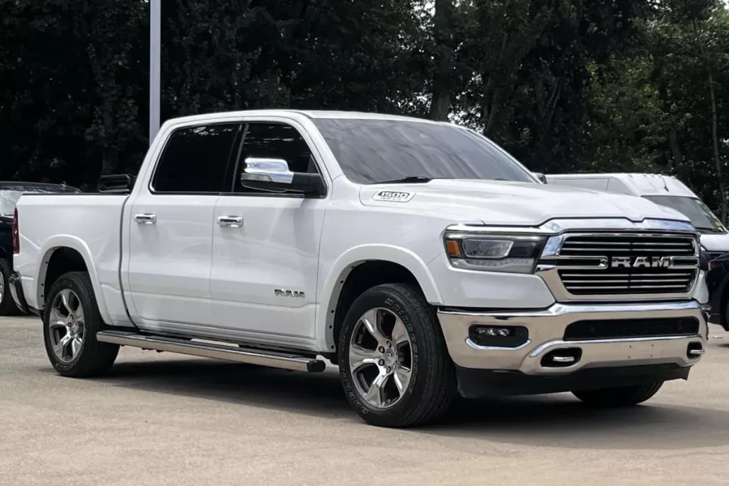 2022 Ram 1500 Laramie photo 1