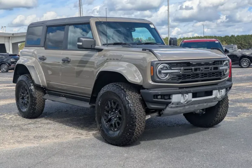 2025 Ford Bronco Raptor photo 1