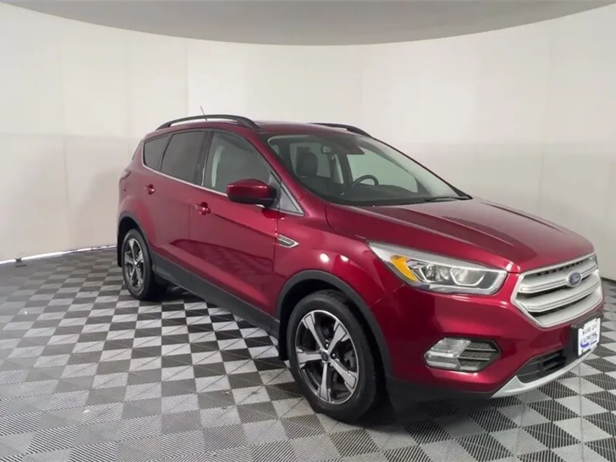 2018 Ford Escape SEL photo 1