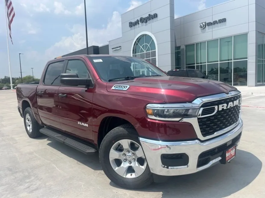 2025 Ram 1500 Tradesman photo 1