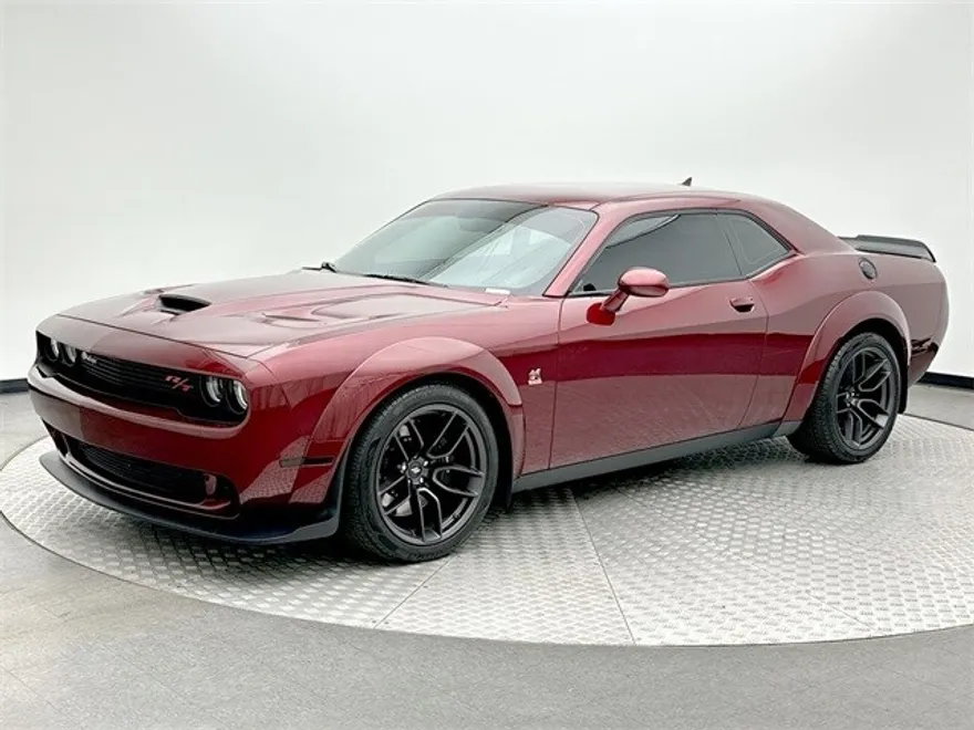 2019 Dodge Challenger R/T Scat Pack Widebody photo 1