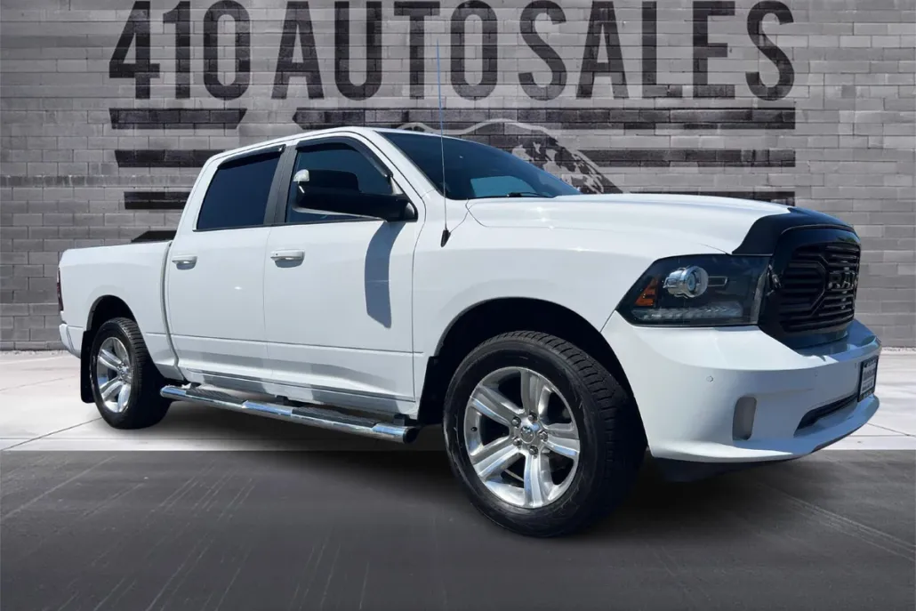 2017 Ram 1500 Sport photo 1