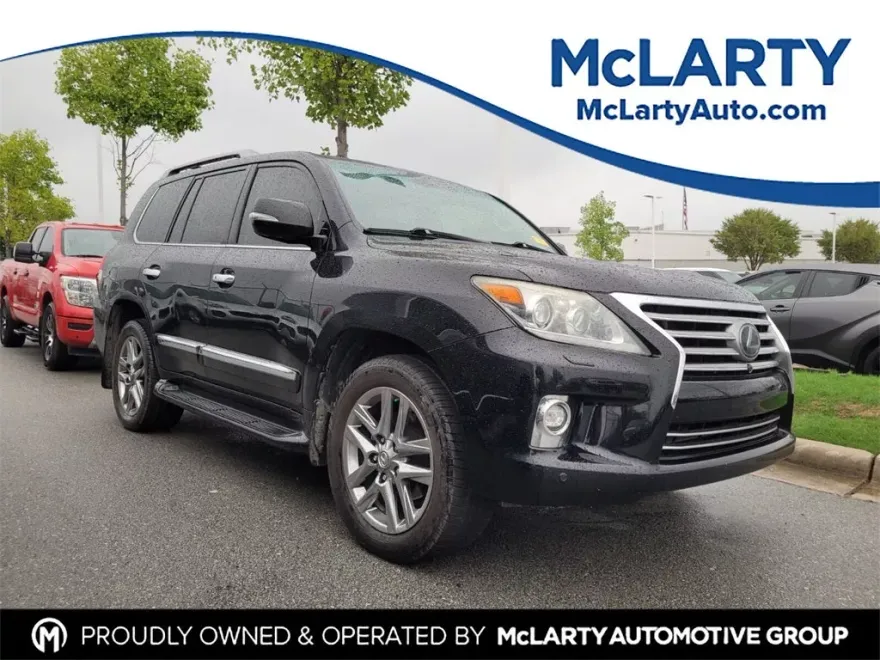2015 Lexus LX 570 photo 1
