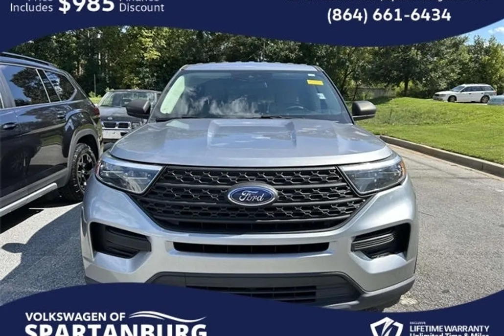 2021 Ford Explorer Base photo 1
