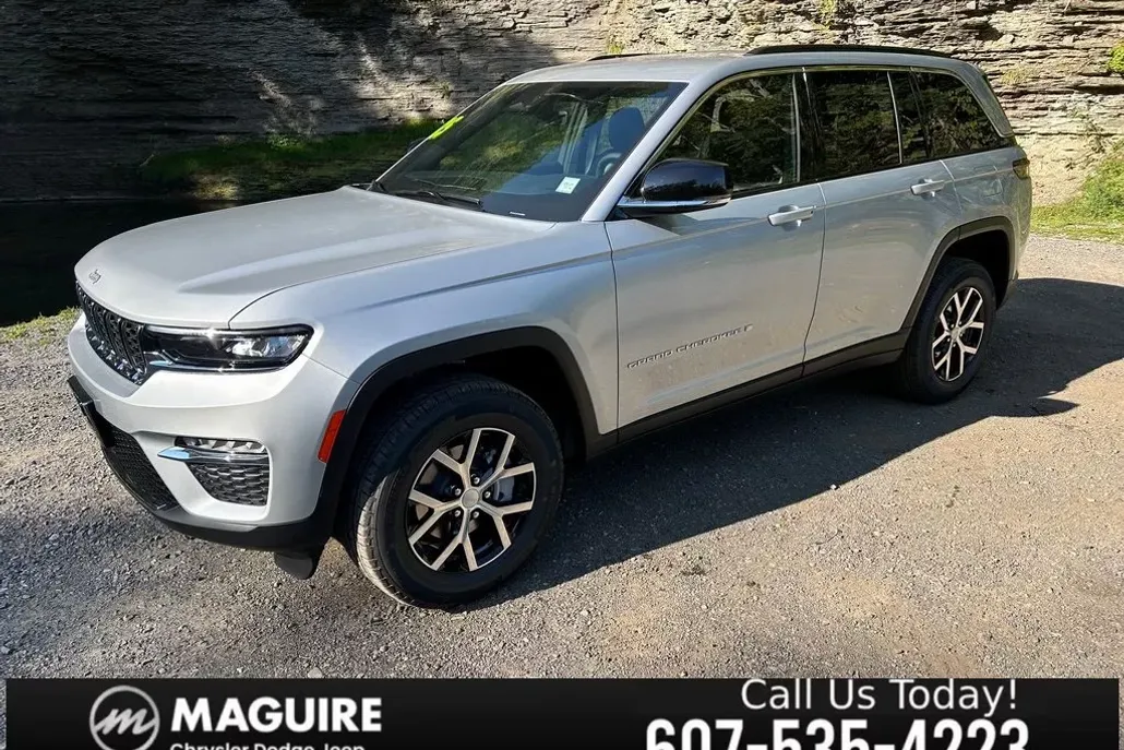 2025 Jeep Grand Cherokee Limited photo 1